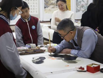 内蒙古文史馆与呼和浩特市实验中学开展结对共建活动